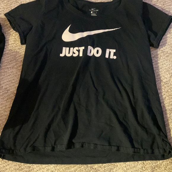Nike Womens Athletic Tee - Picture 1 of 3